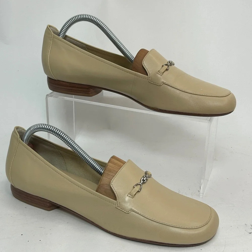 Trotters Beige Leather Bit Loafers Womens Sz 9S Square Toe Low Block Heel T3025‎